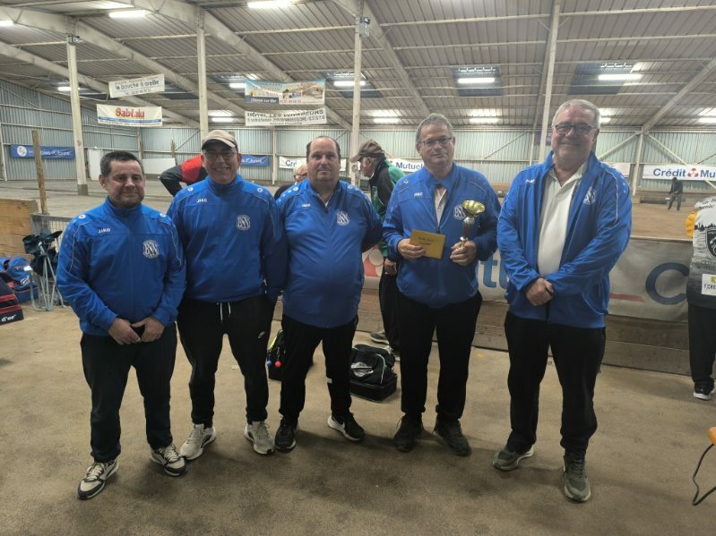 L'équipe de Jean Pierre Meffray  remporte le concours Sablais